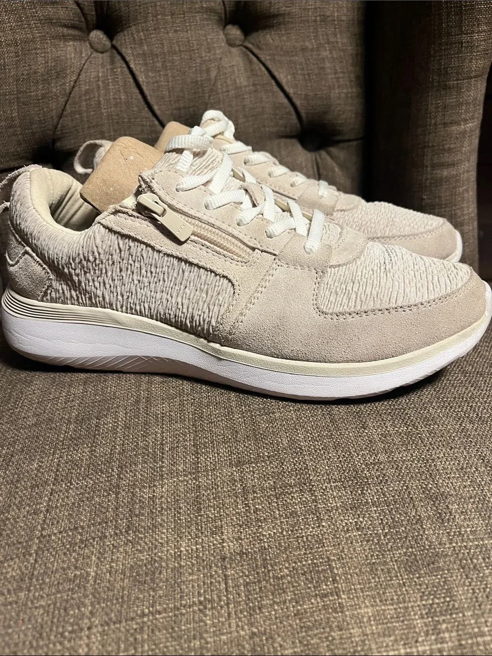 Vionic Delmar Remi Women’s Casual Lace-Up Sneaker size 8.5 - Picture 1 of 11